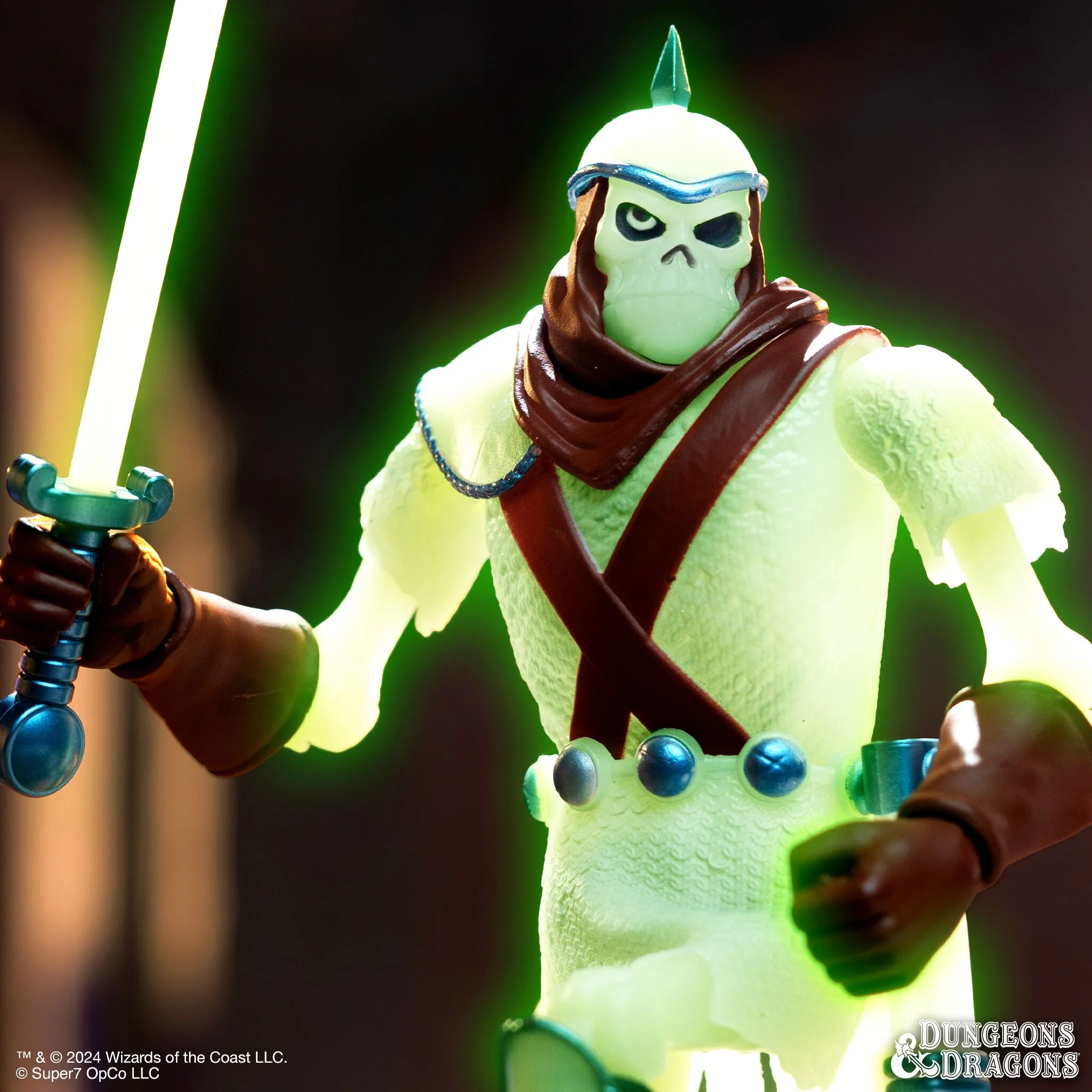 Dungeons and Dragons ULTIMATES! - Dekkion The Skeleton Warrior (Glow) - Image 4