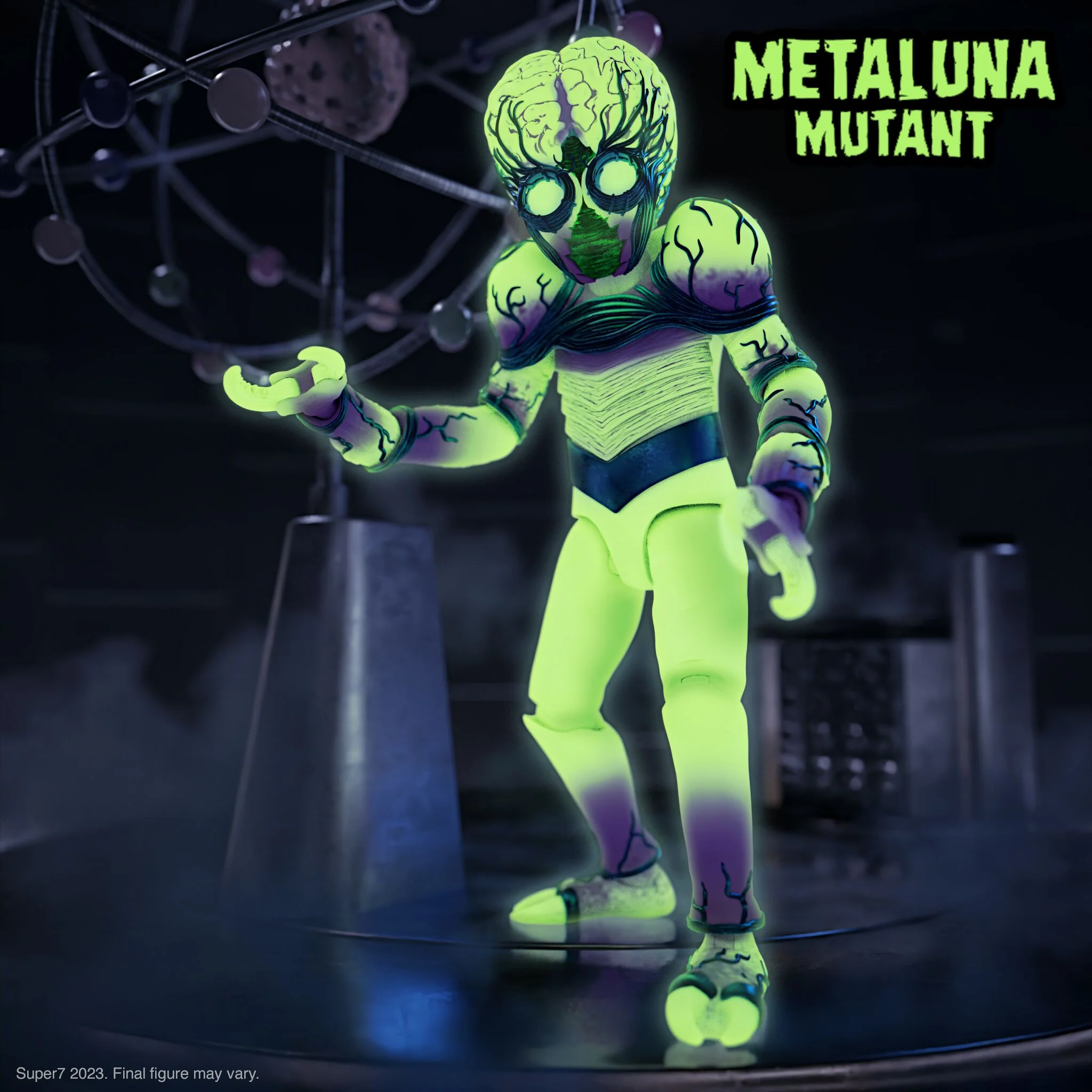 Metaluna Mutant Ultimates! Wave 02 - Metaluna (Glow) - Image 2
