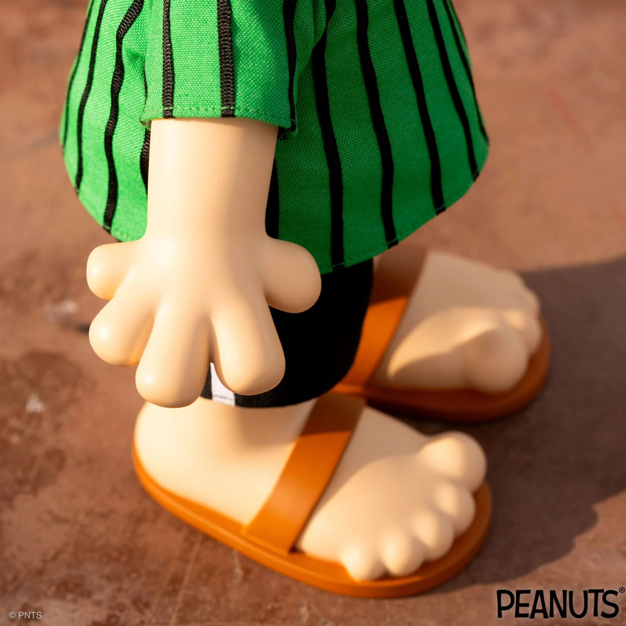 Peanuts SuperSize Vinyl - Peppermint Patty - Image 6