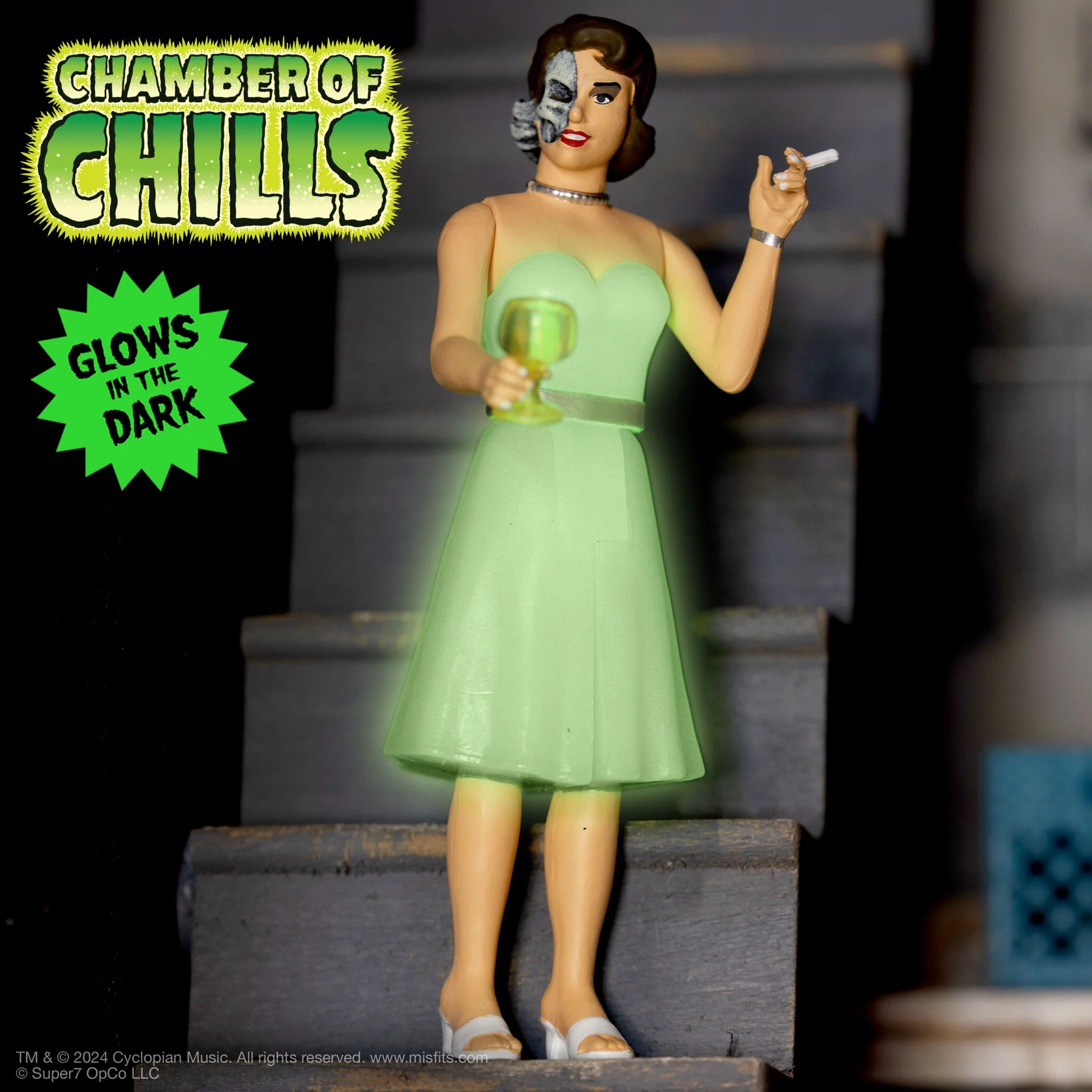Pre-Code Horror ReAction Figures Wave 4 - Heartless Zombie, Voracious Werewolf, Spine-Chilling Ghoul & Dead Darling (Glow) - Image 4