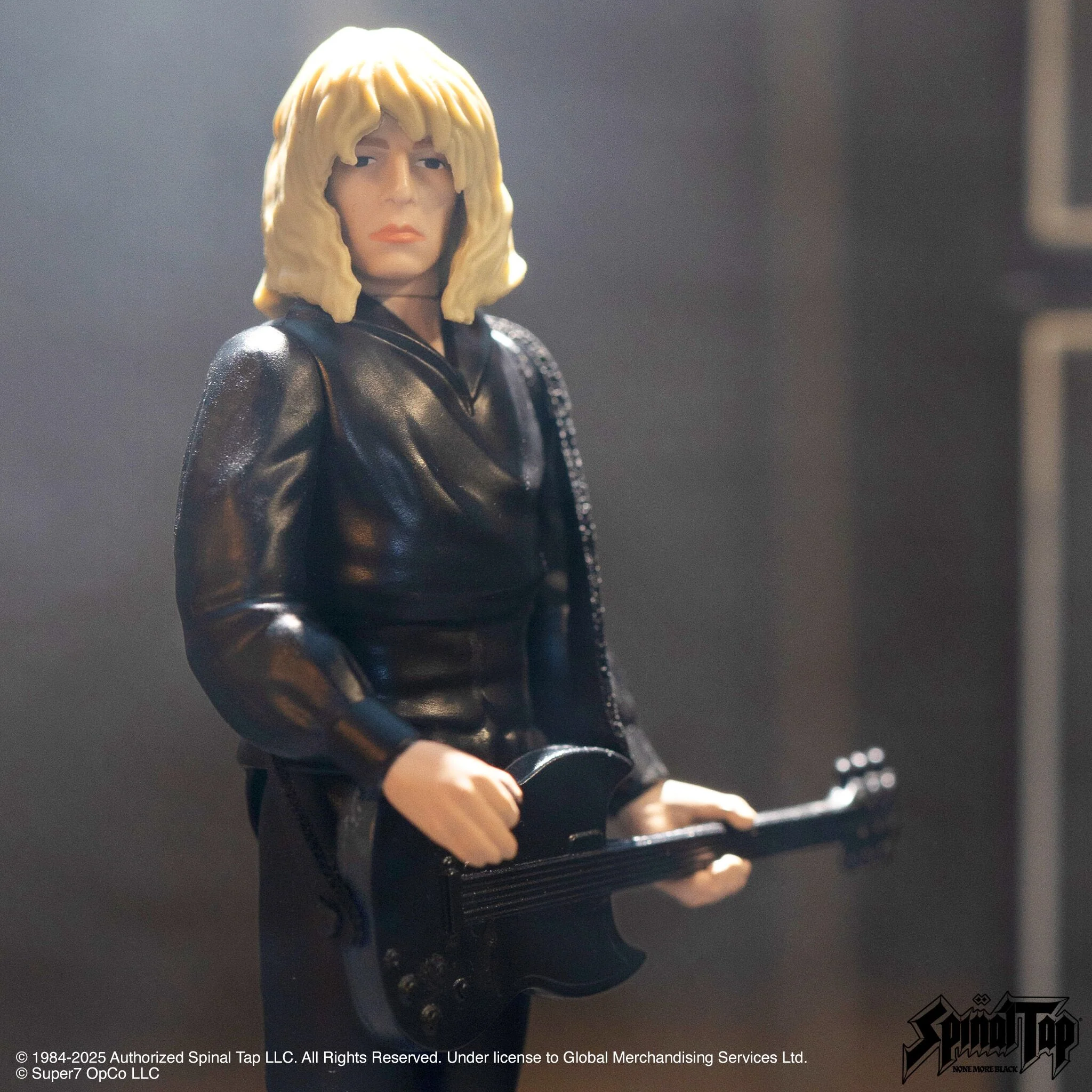 Spinal Tap ReAction Figures Wave 02 - David St. Hubbins, Nigel Tufnel, & Derek Smalls (None More Black) - Image 3