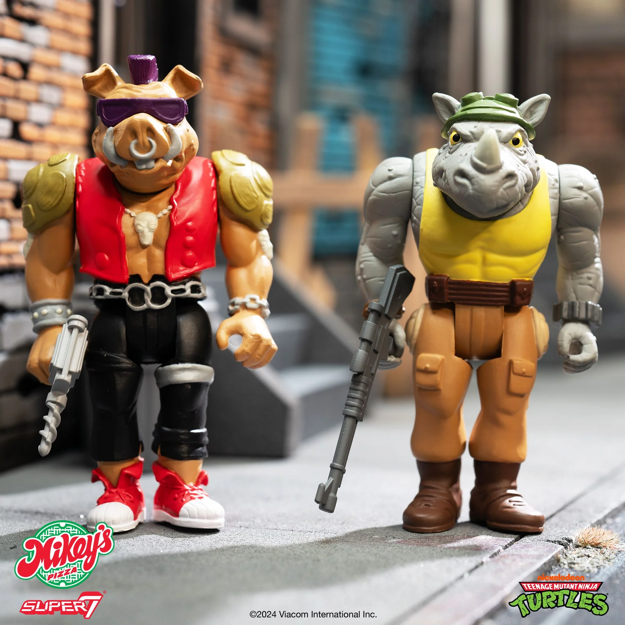 Teenage Mutant Ninja Turtles ReAction Figures Wave 10 - Undercover Michelangelo, Rocksteady, Bebop, Shredder - Image 5